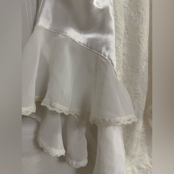 Vintage Nordstrom White Satin Lace Teddy Bodysuit Size 6/M – Made in Hong Kong - Picture 4 of 12